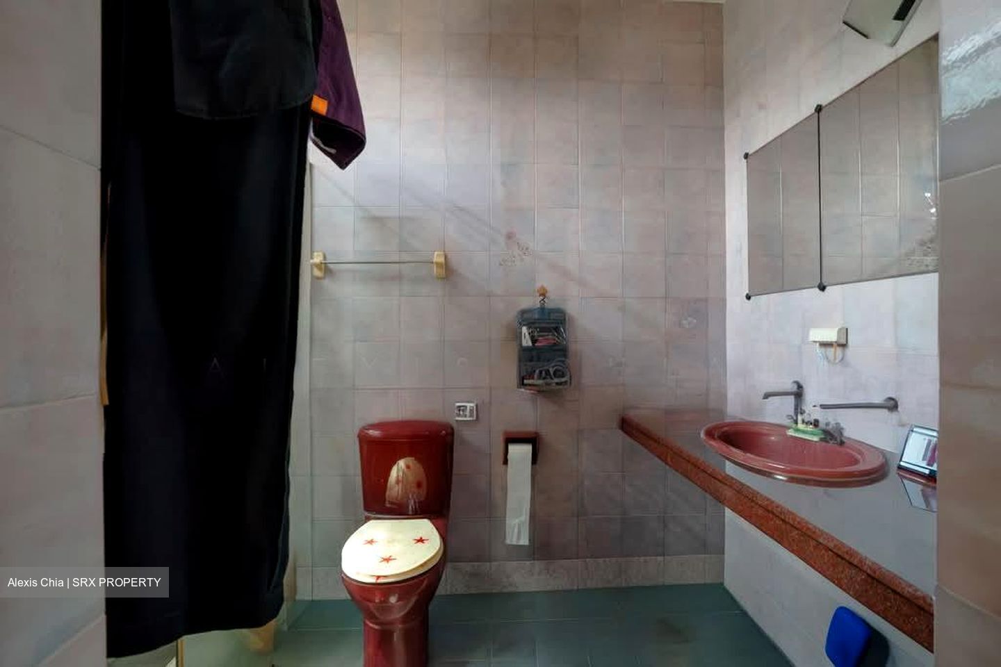 Richards Avenue (D19), Terrace #617575981